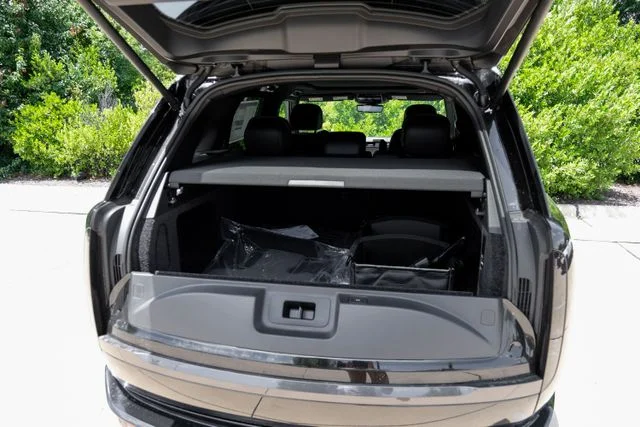 New 2026  Land Rover SE image 63