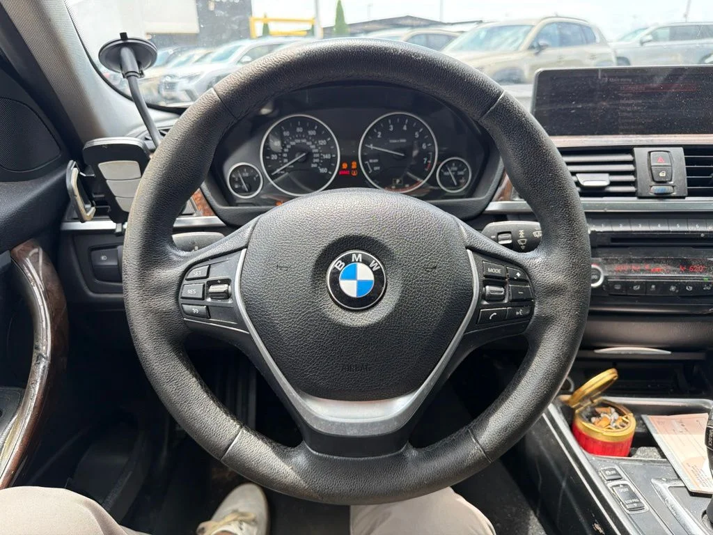 Used 2014 White BMW 328i image 14