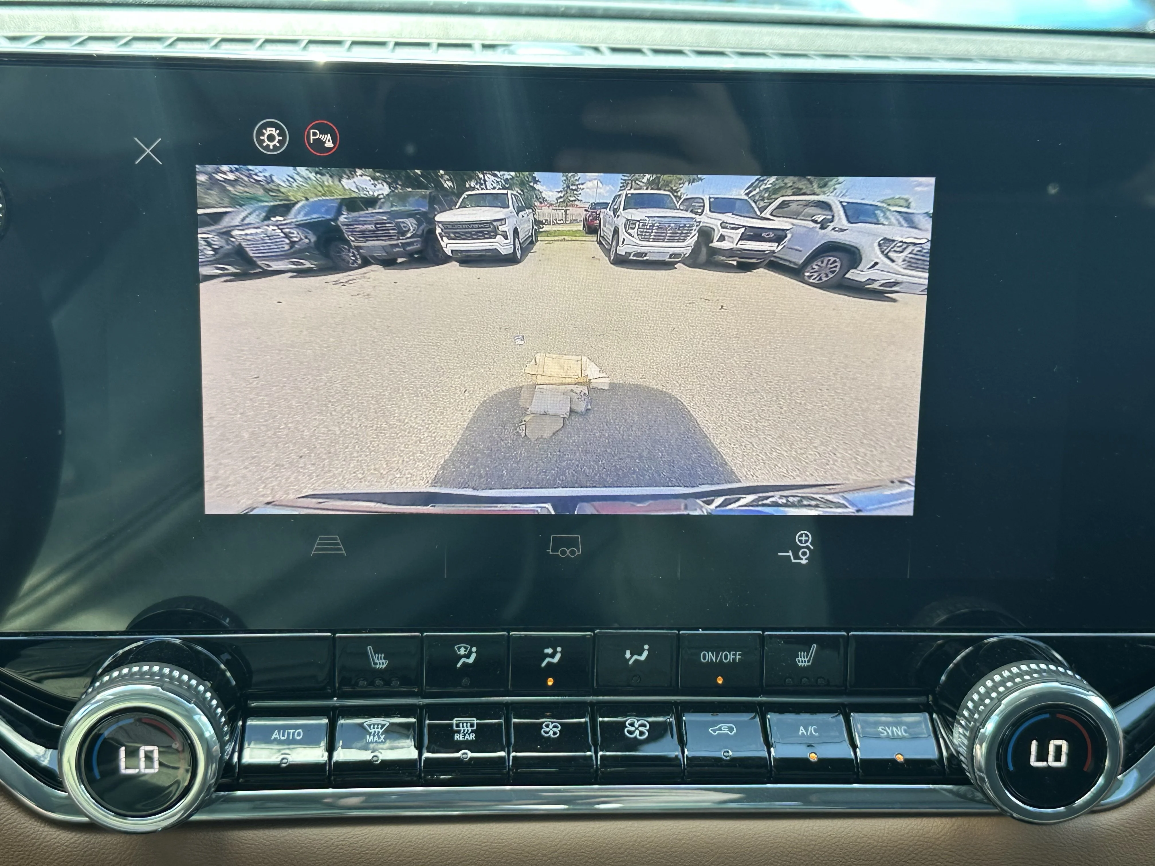 New 2026 Summit White GMC AT4 image 15