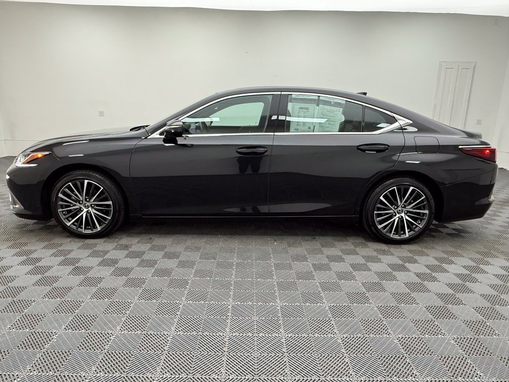 Certified Used 2025 Black Lexus 350 image 13