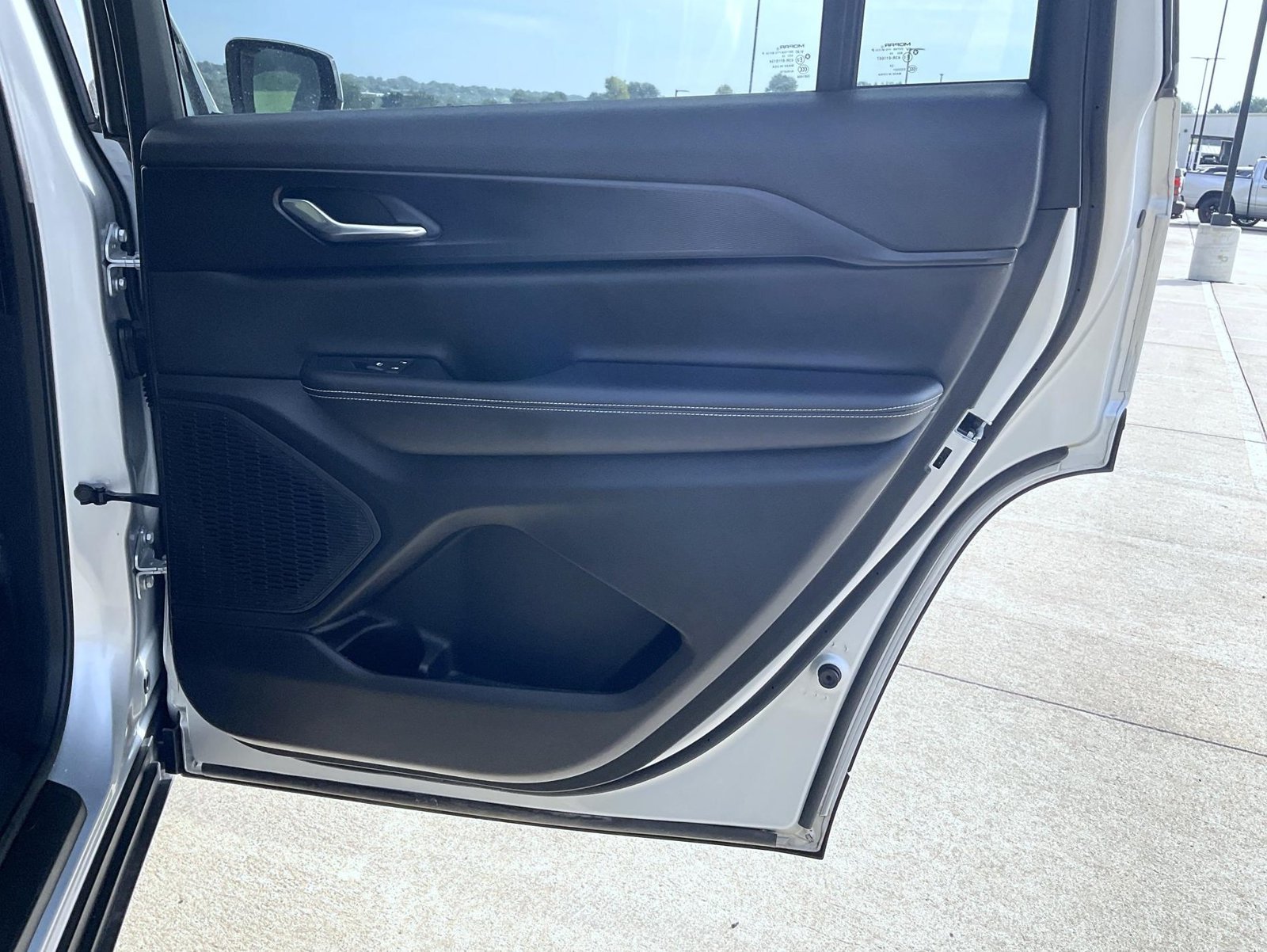 Used 2025 Silver Jeep Altitude X image 23