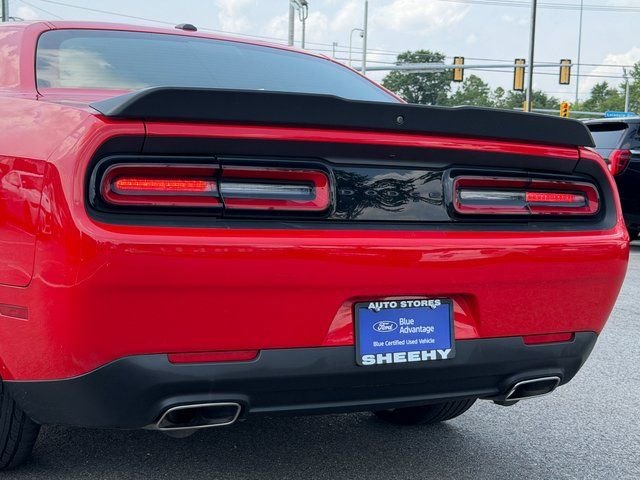 Used 2021 Red Dodge SXT image 31