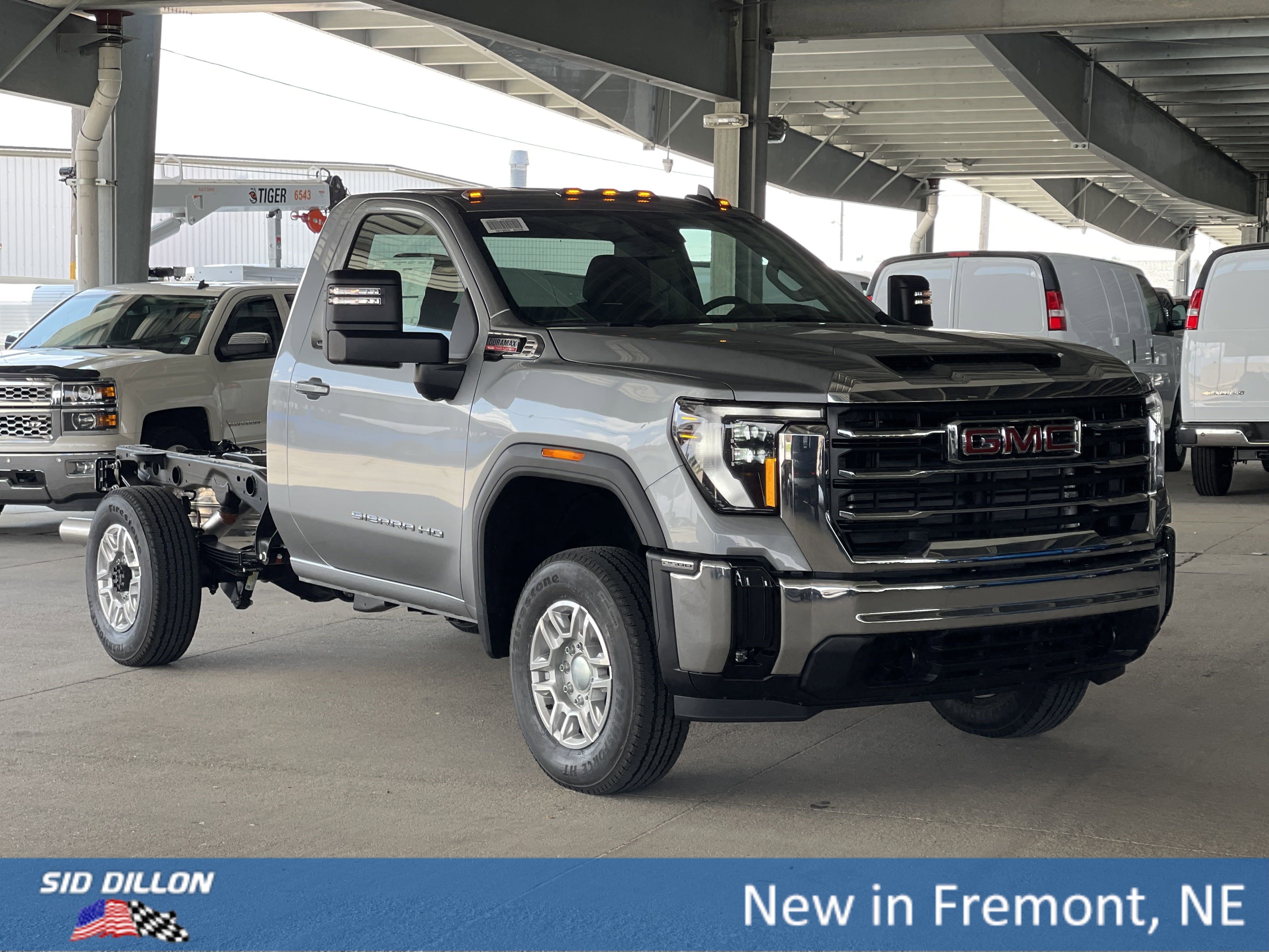 2025 GMC Sierra 2500HD SLE - Photo 9