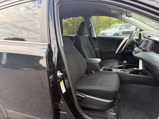 Used 2015 Black Toyota LE image 24