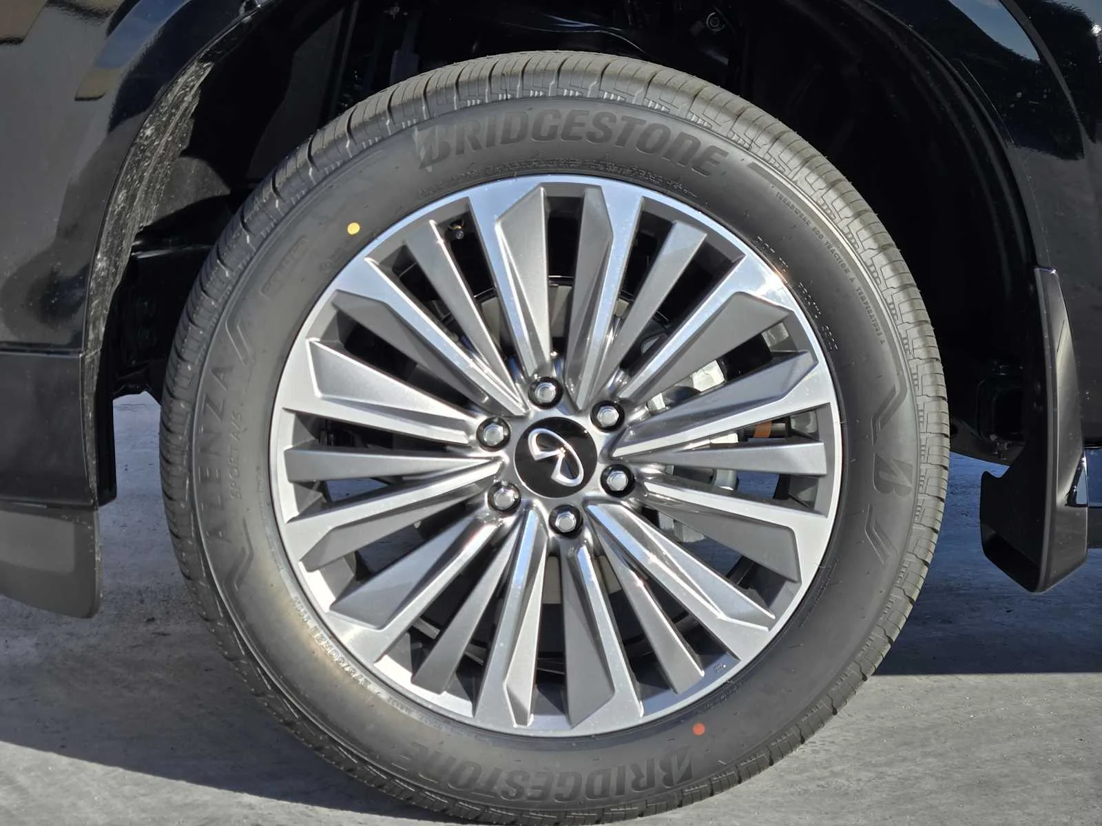 Certified Used 2026 Black Obsidian INFINITI LUXE image 9
