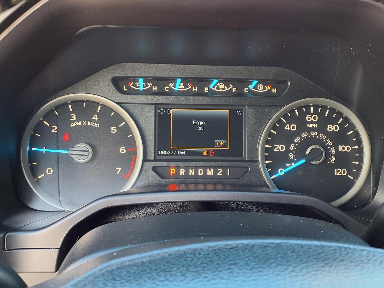 Used 2016 Lithium Gray Ford XLT image 27
