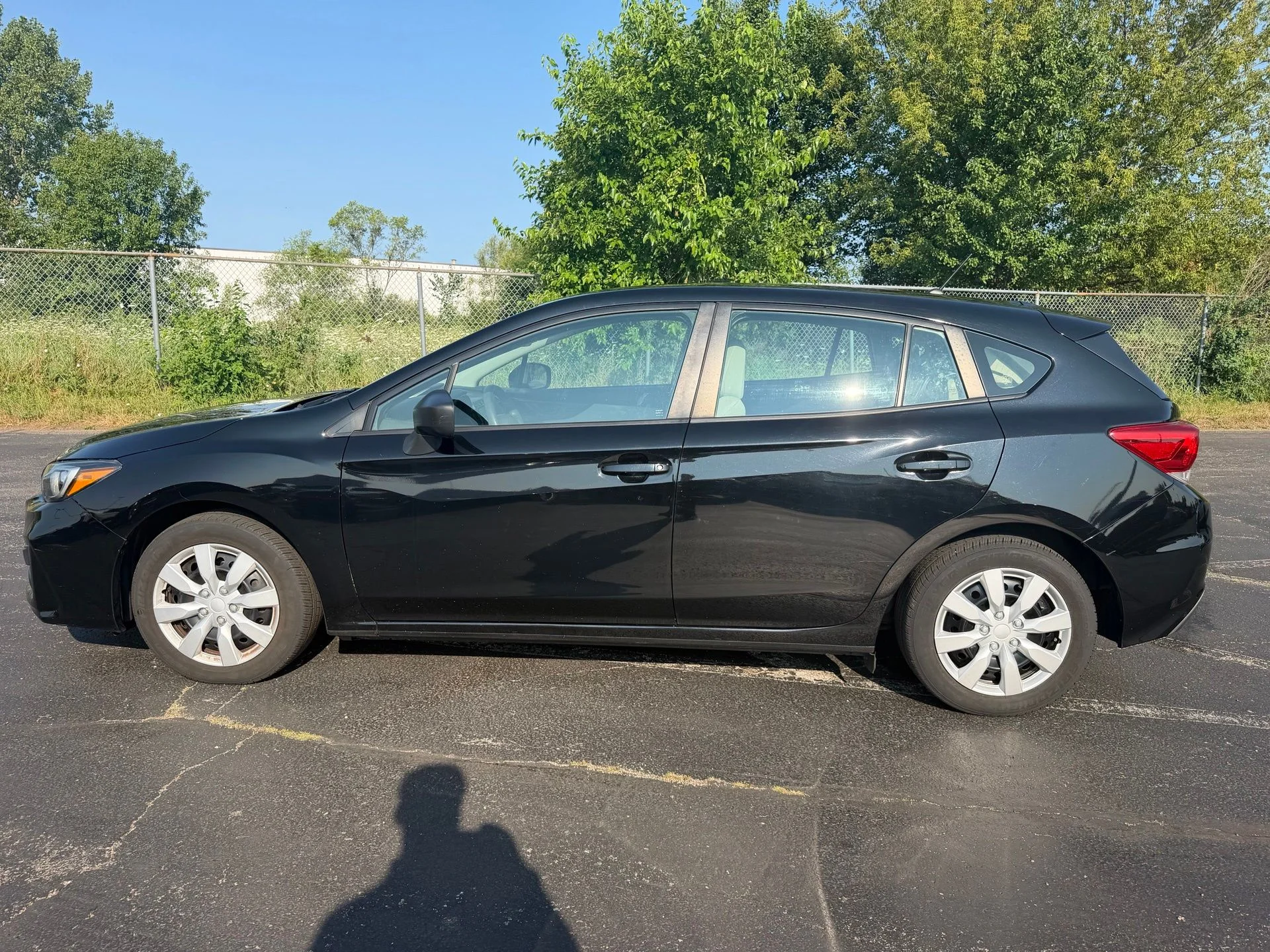 Used 2019 Black Subaru 2.0i image 10