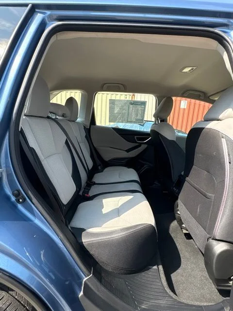 Used 2023 Blue Subaru Base image 15