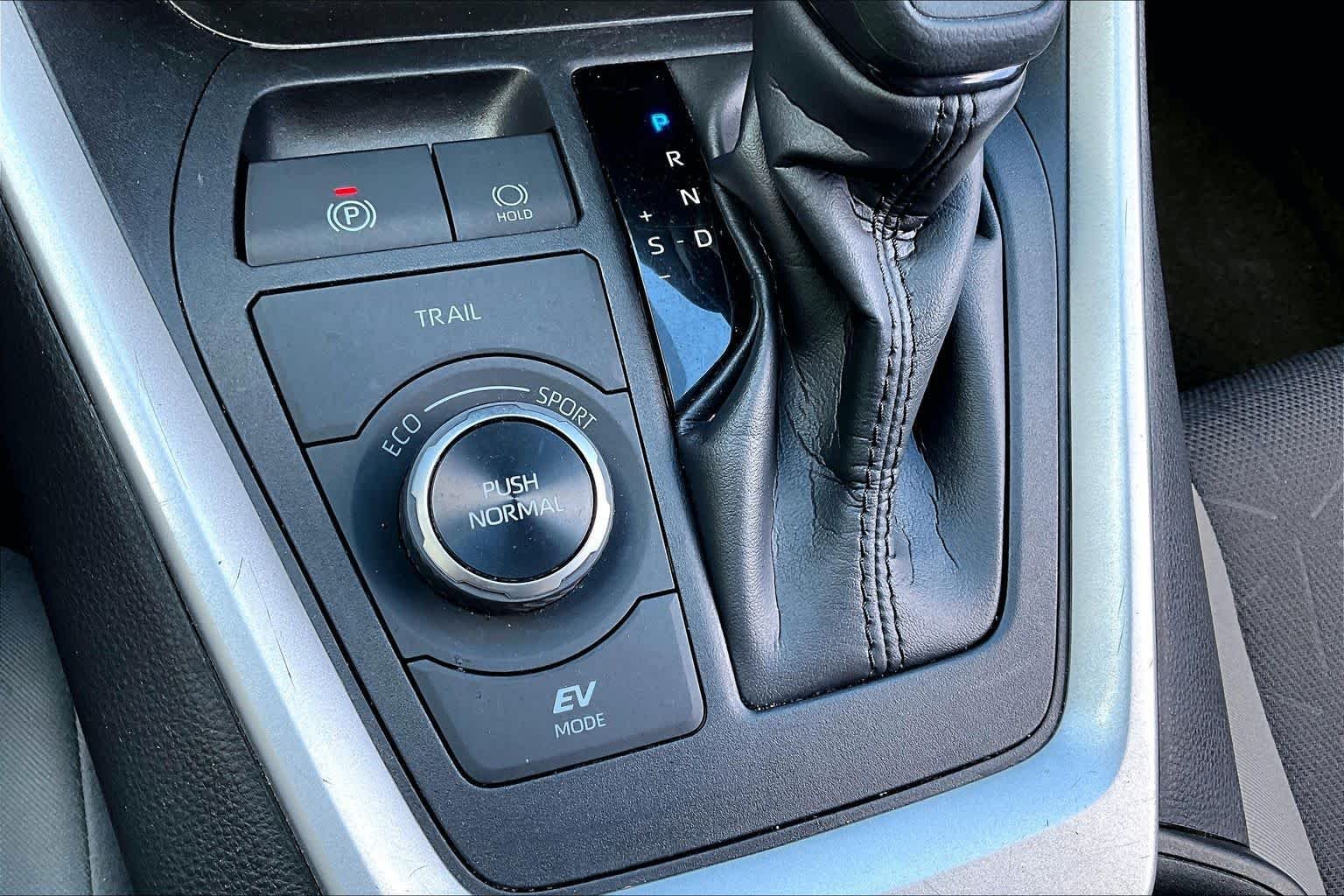 Used 2025 Blueprint Toyota Hybrid XLE image 35