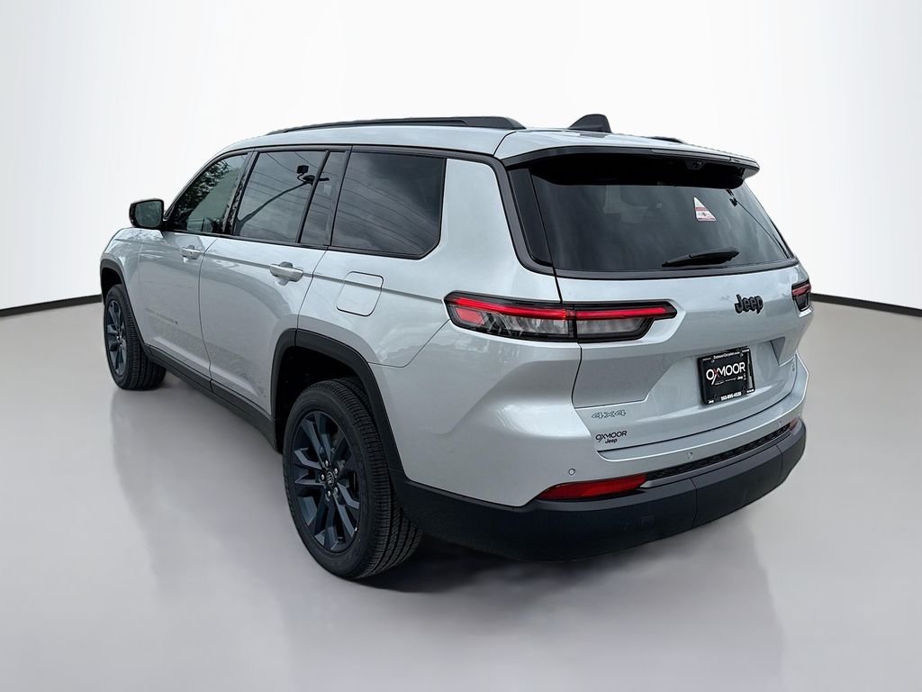 New 2026 Silver Zynith Exterior Paint Jeep 85th Anniversary Edition image 6