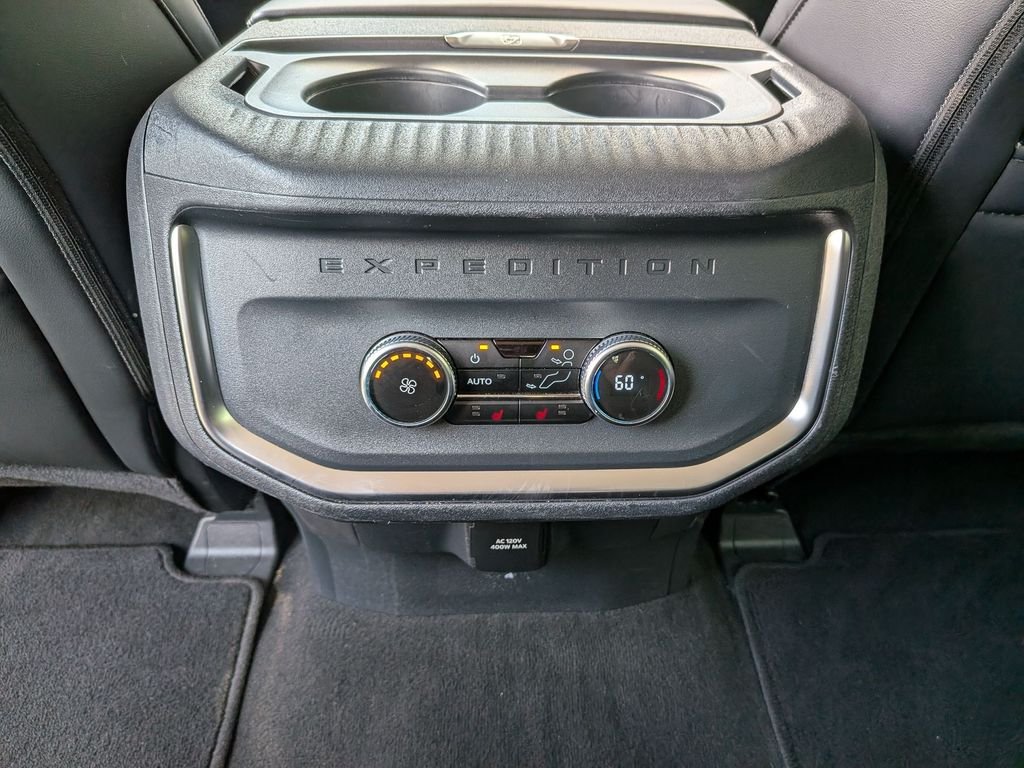 Used 2025 Black Ford Platinum image 33