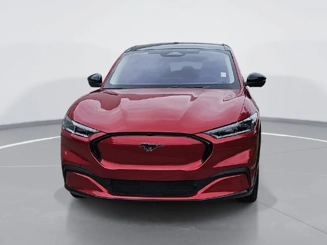 Used 2023 Red Ford Premium image 8