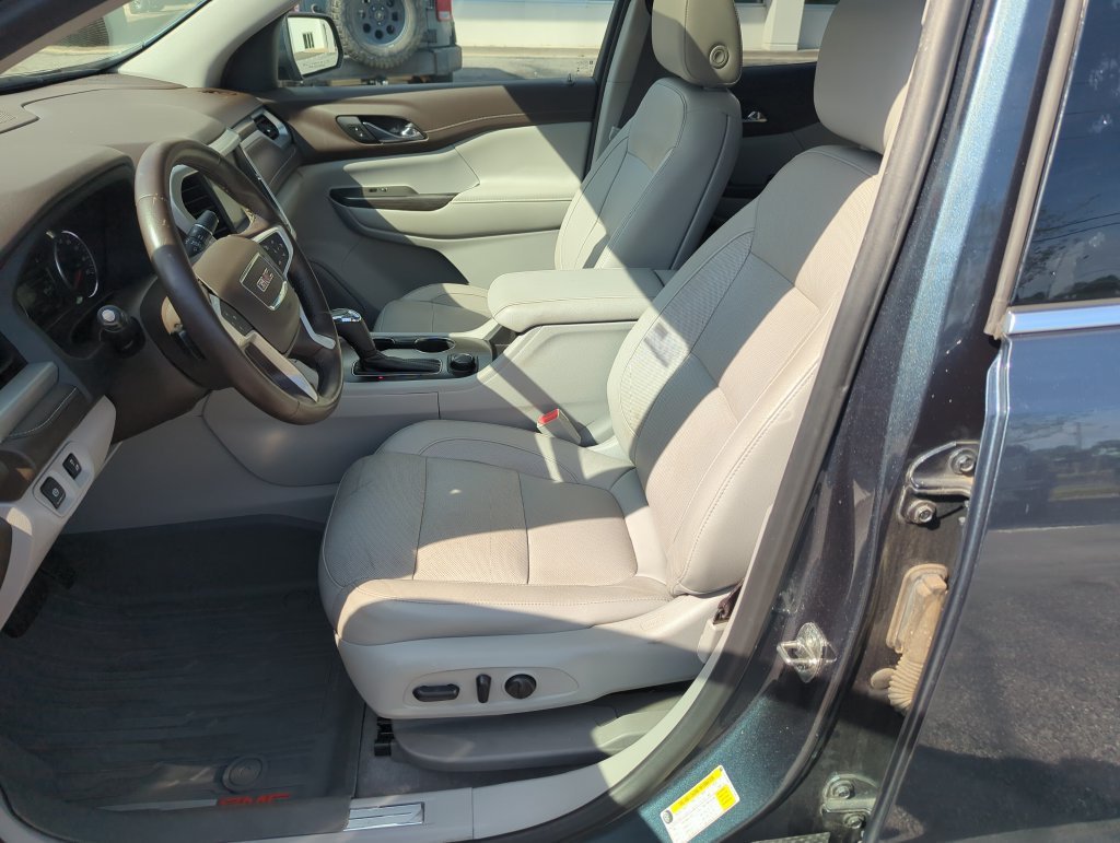 Used 2019 DARK SKY METALLIC GMC SLT image 11