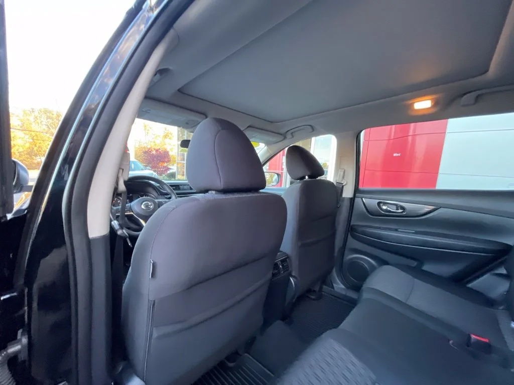 Certified Used 2018  Nissan SV image 21