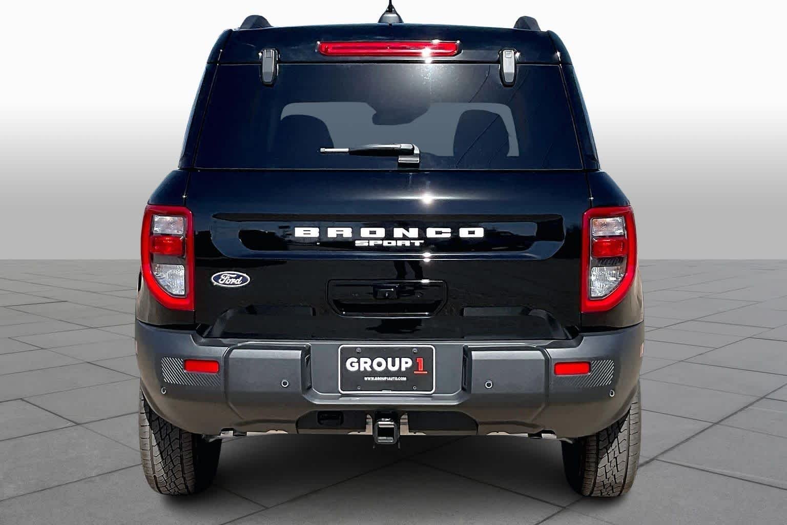 New 2026 Shadow Black Ford Badlands® image 4