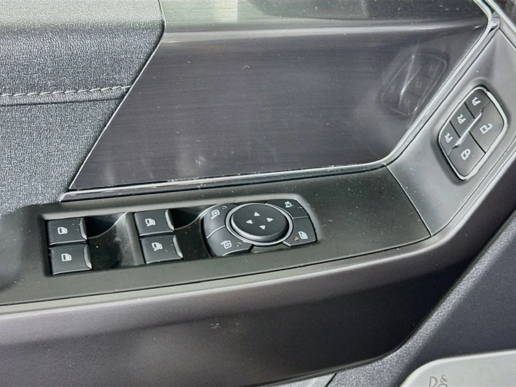 Used 2026 White Ford Lariat image 22
