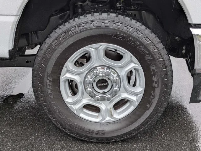 New 2026 Oxford White Ford F-350® XLT image 11