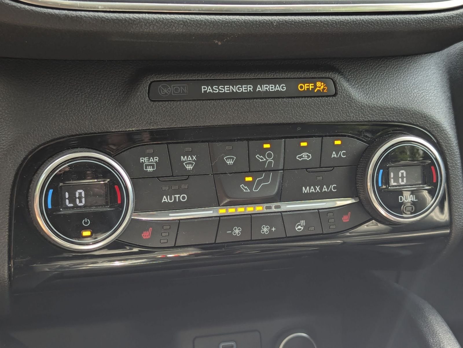 Used 2021 White Ford Titanium image 18