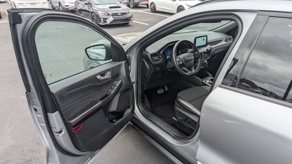 2024 Ford Escape ST-Line - Photo 39