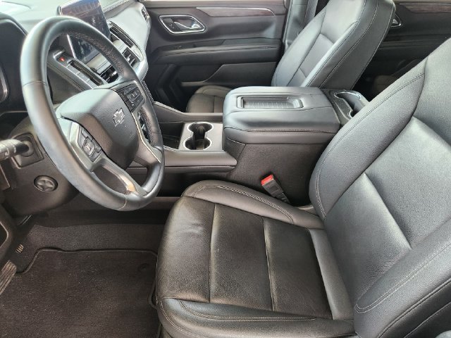 2023 Chevrolet Suburban Z71 - Photo 12