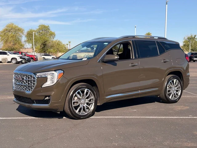 2023 GMC Terrain Denali