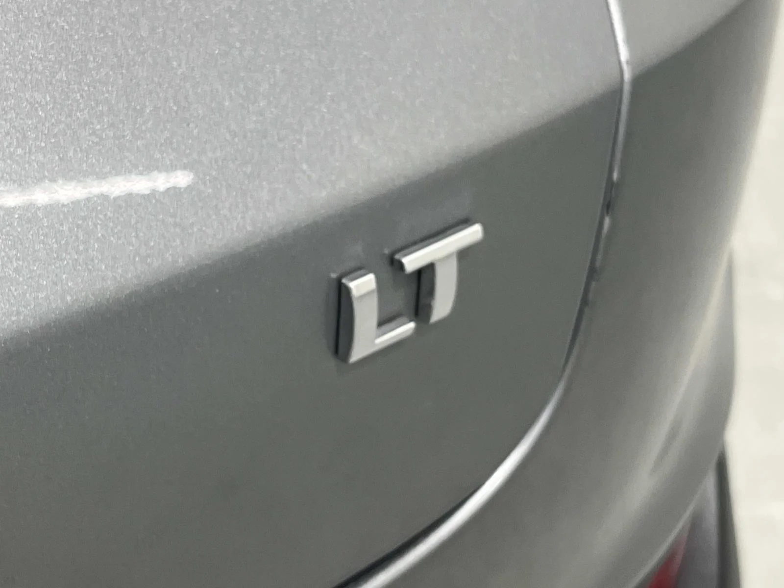 Used 2023 STERLING GRAY METALLIC Chevrolet LT image 10