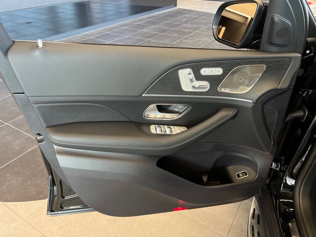 New 2026 Obsidian Black Metallic Mercedes-Benz GLS 450 image 10