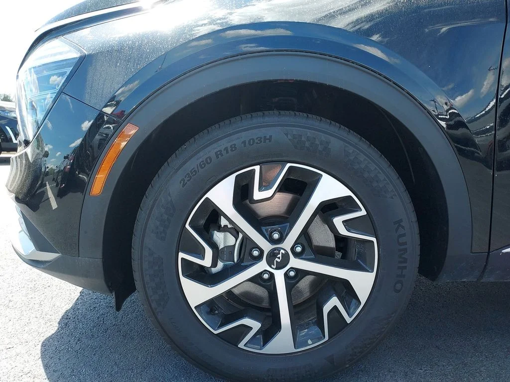 Used 2025 Black Kia EX image 16