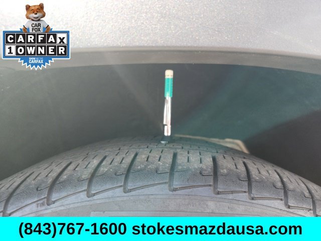 Used 2022 White BMW sDrive30i image 34