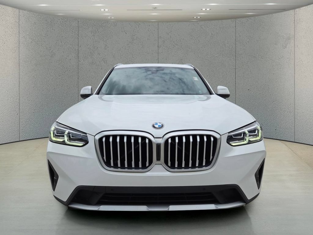 Used 2024 Mineral White Metallic BMW sDrive30i image 12