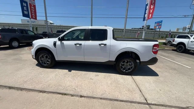 New 2026 Oxford White Ford XLT image 6