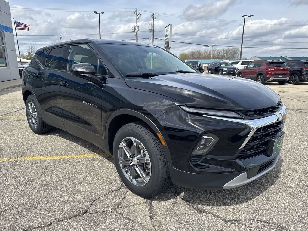 2025 Chevrolet Blazer 2LT - Photo 7