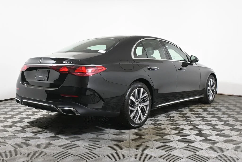 New 2026 Black Mercedes-Benz E 450 image 7