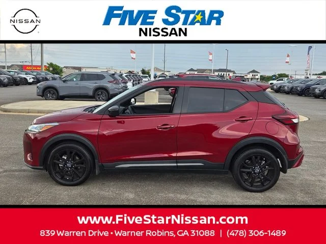 Used 2023 Red Nissan SR image 4