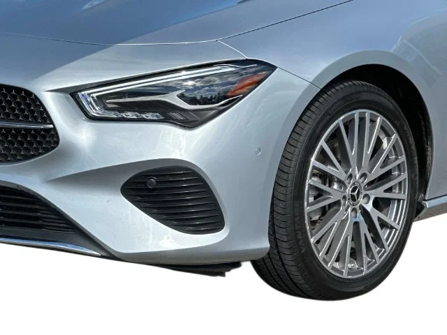 Used 2025 Gray Mercedes-Benz CLA 250 image 9
