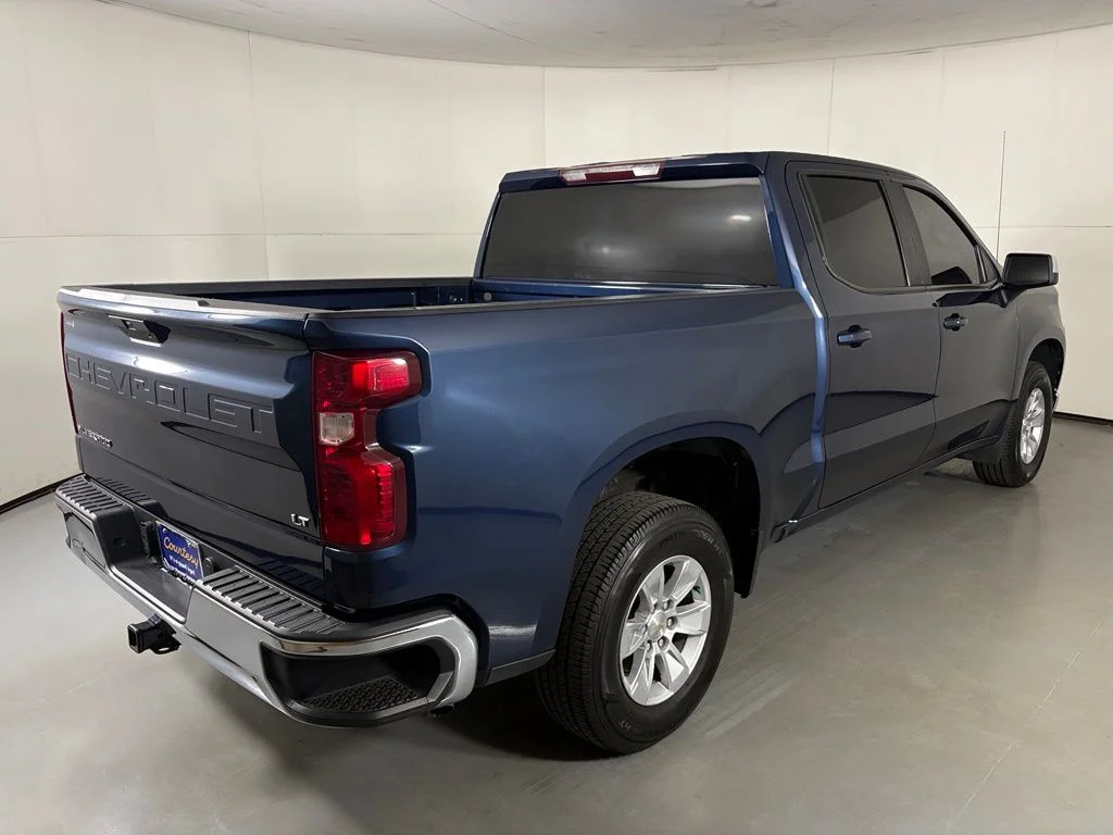 Used 2021 Blue Chevrolet LT image 10