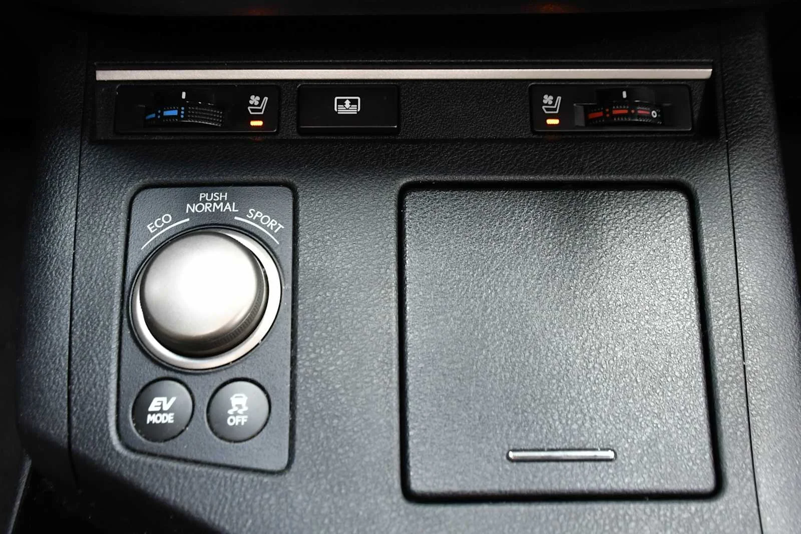 Used 2014 Cerulean Blue Metallic Lexus Hybrid image 20