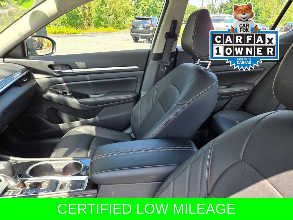 Used 2025 White Nissan 2.5 SR image 21