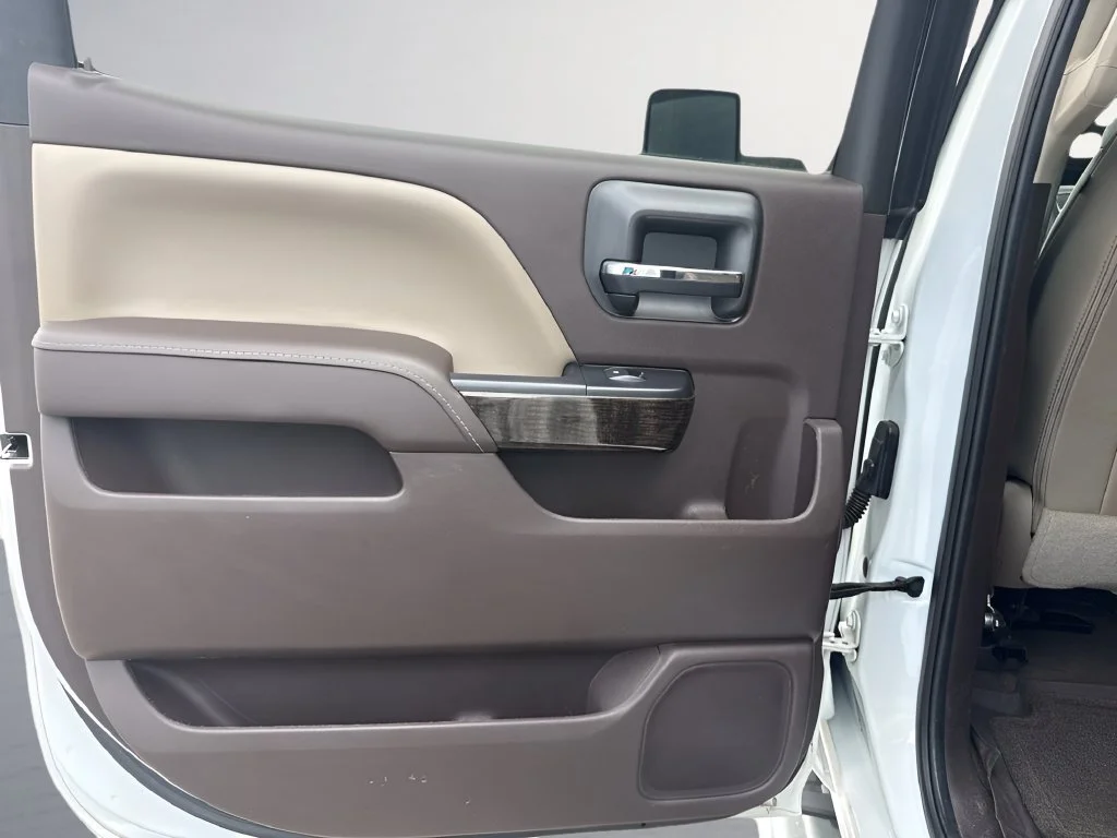 Used 2016 SUMMIT WHITE GMC Denali image 26