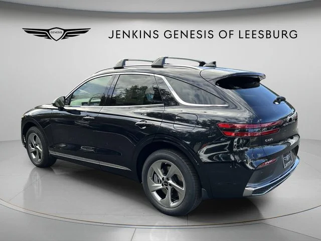 Used 2026 Black Genesis 2.5T image 7