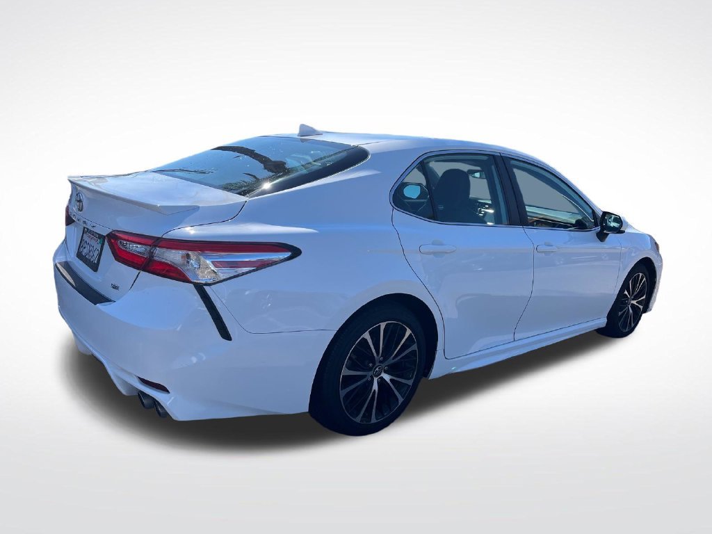 Used 2020 White Toyota SE image 5