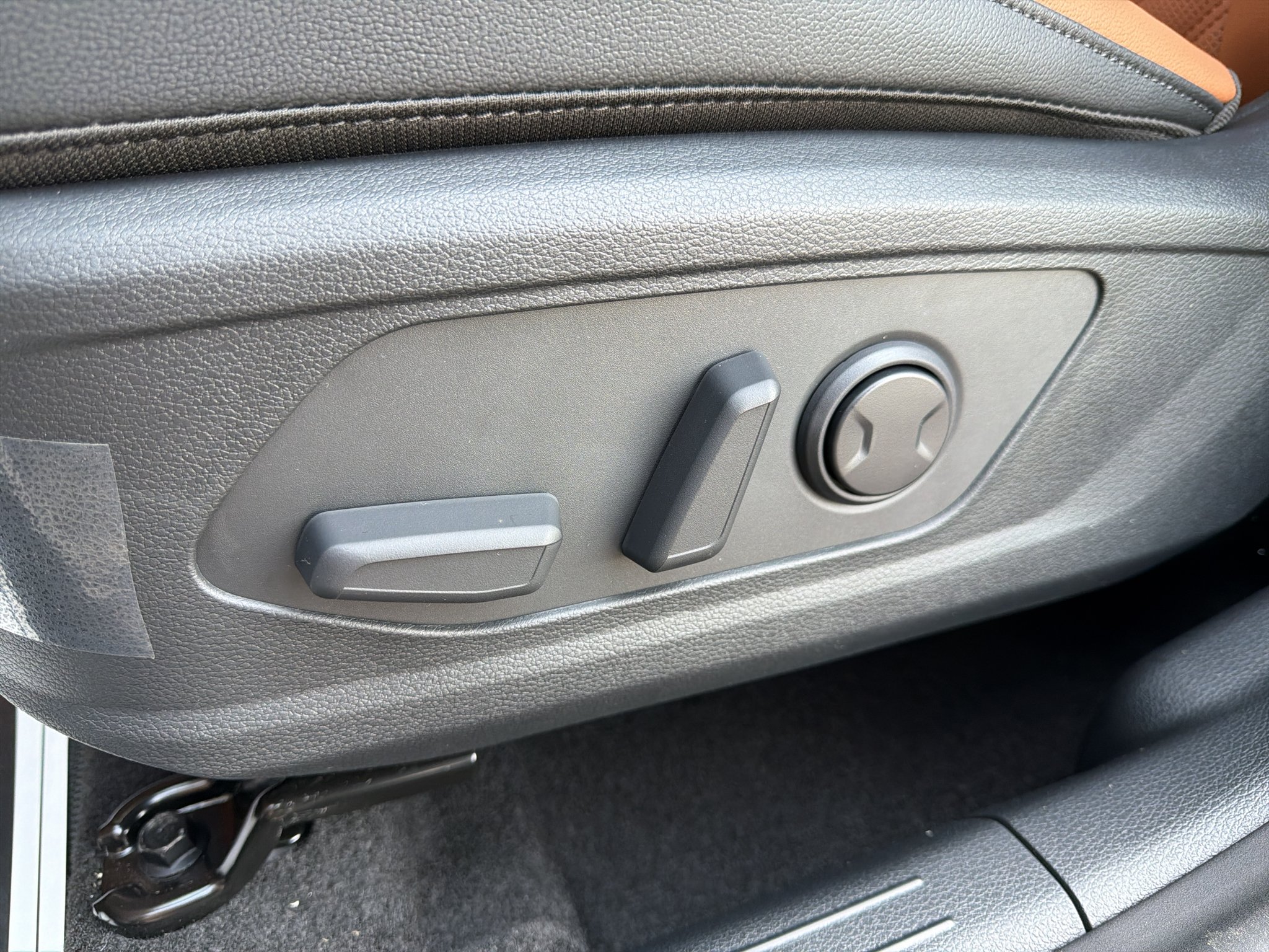 New 2027 Wolf Gray Kia X-Line image 19