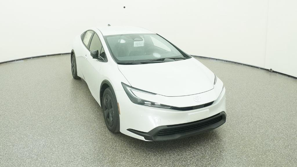 New 2026 Wind Chill Pearl Toyota LE image 19