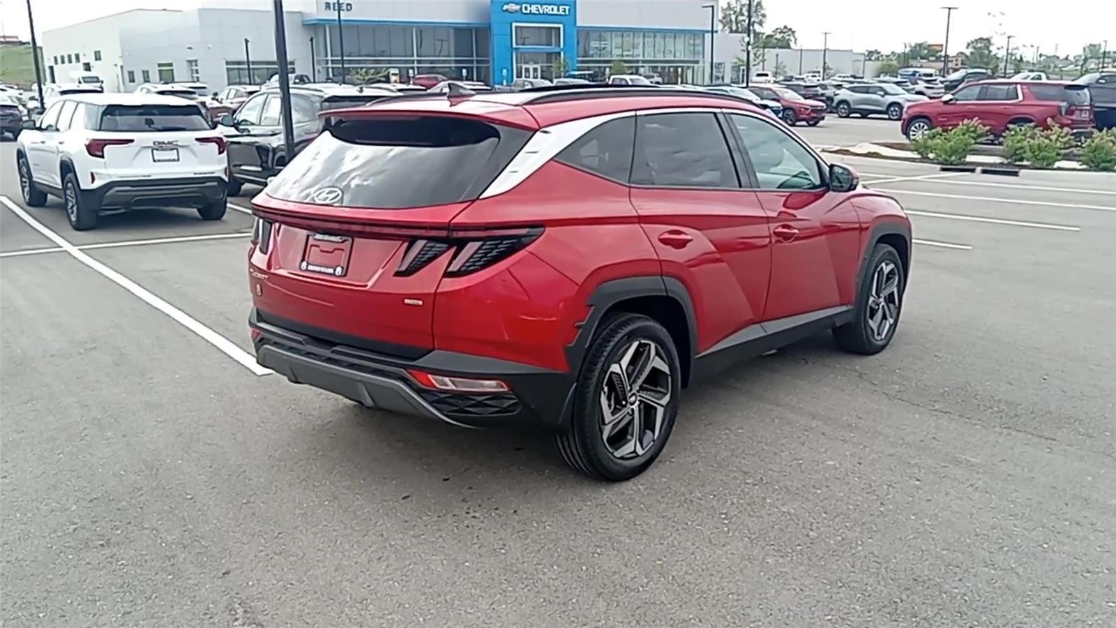 Used 2023 Red Hyundai Limited image 8