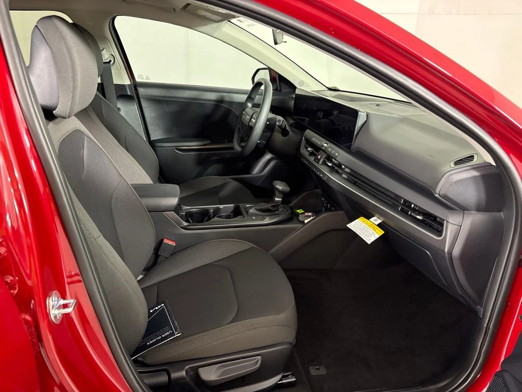 New 2026 Currant Red Kia LXS image 15