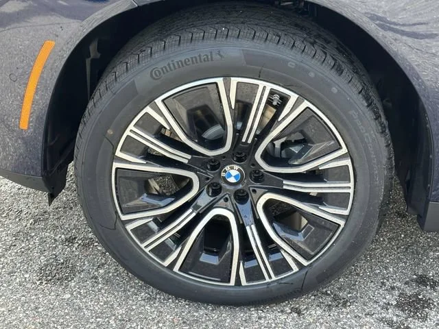New 2026 Tanzanite Blue II BMW 30 xDrive image 7