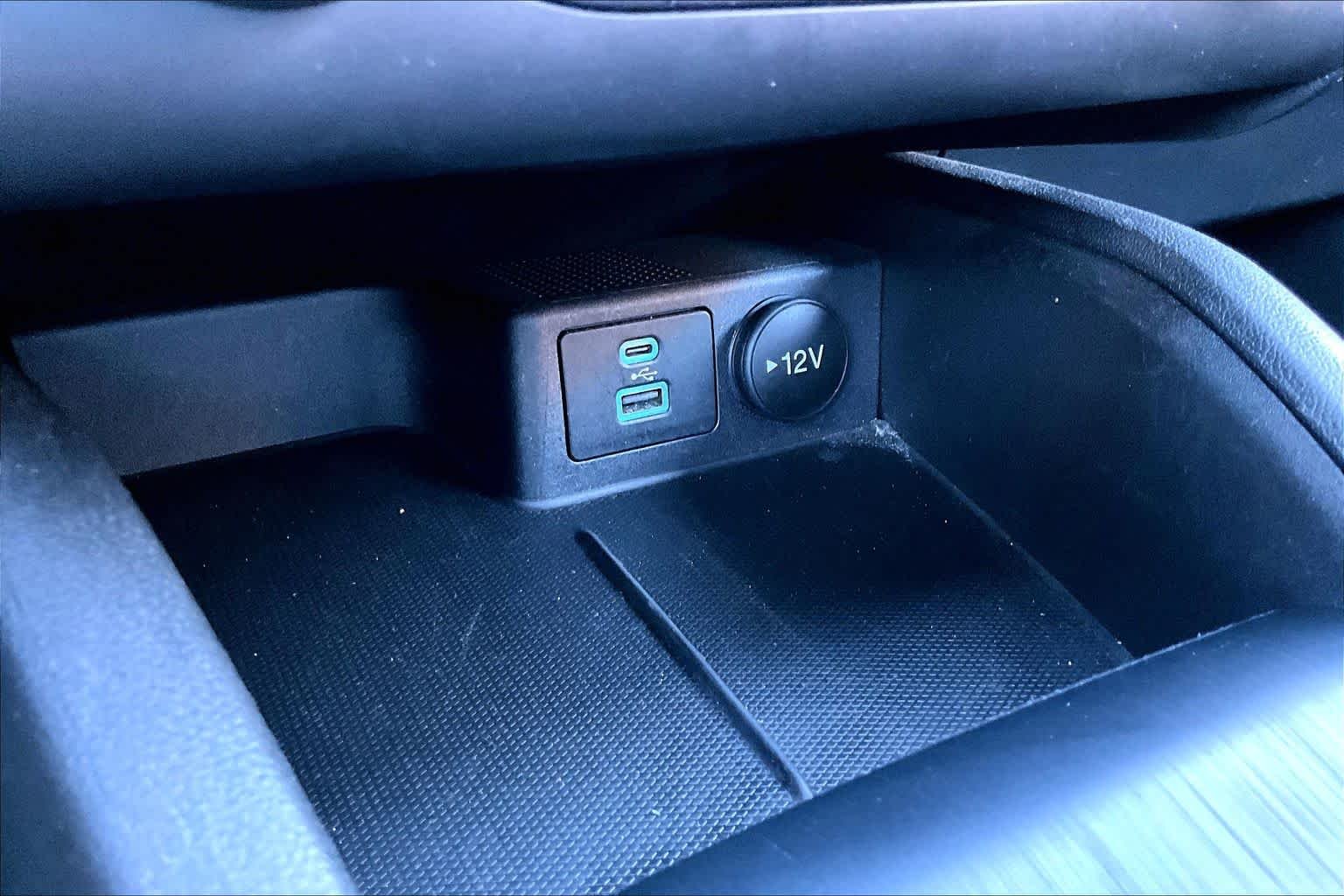 Used 2023 Carbonized Gray Metallic Ford ST-Line image 34