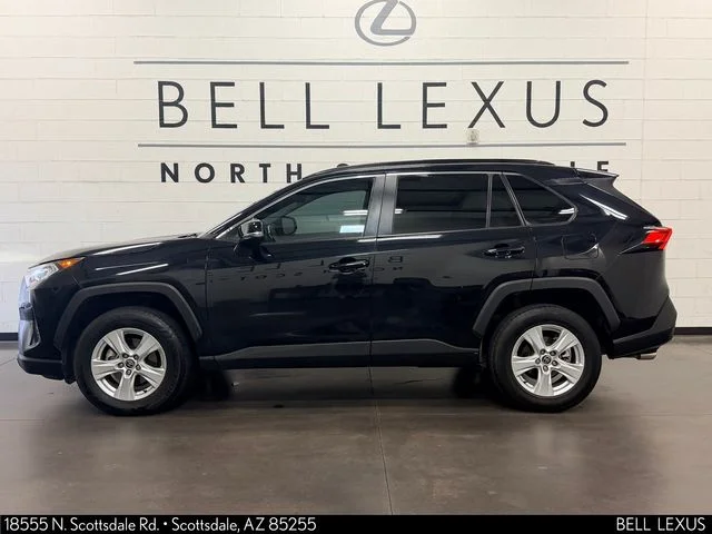 Used 2021 Black Toyota XLE image 7