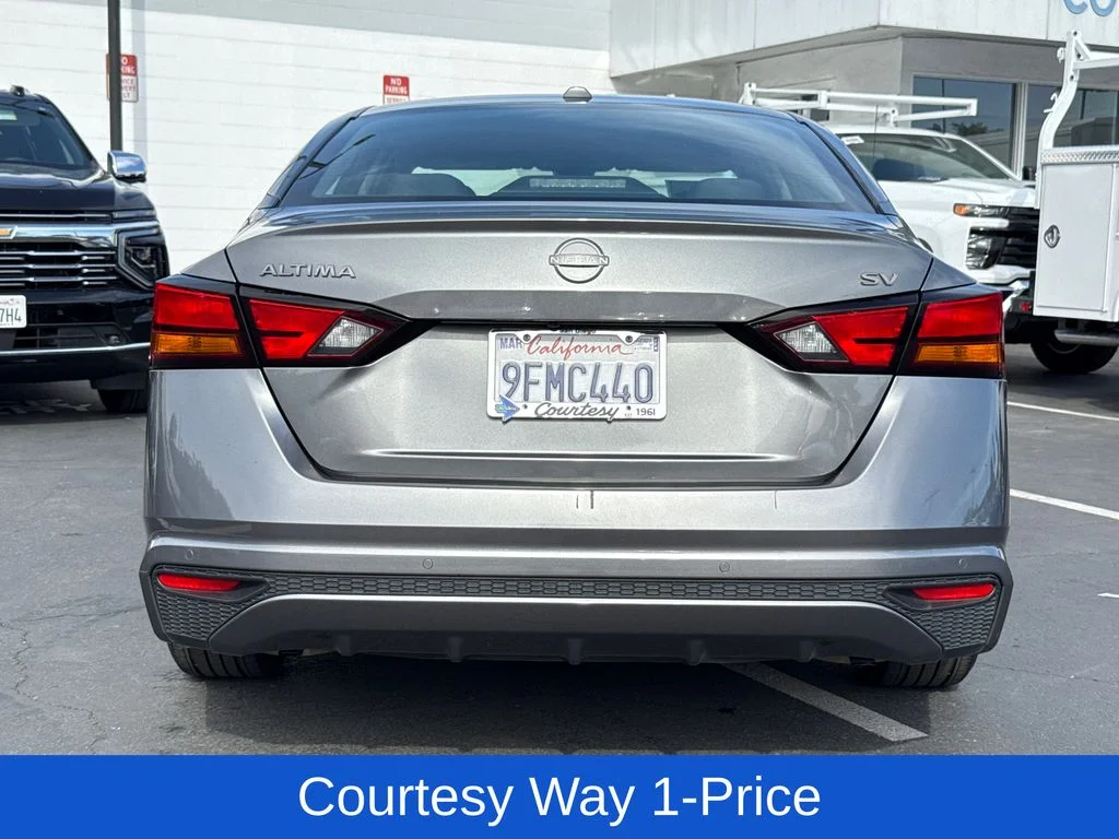 Used 2023 Gray Nissan 2.5 SV image 11