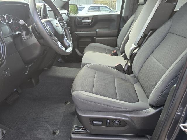 Used 2022 Shadow Gray Metallic CHEVROLET CUSTOM image 9